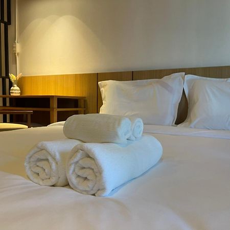 צ'יאנג מאי The Corner มุมม่วน คาเฟ่ แอนด์ โฮสเทล Mummuan Hostel מראה חיצוני תמונה