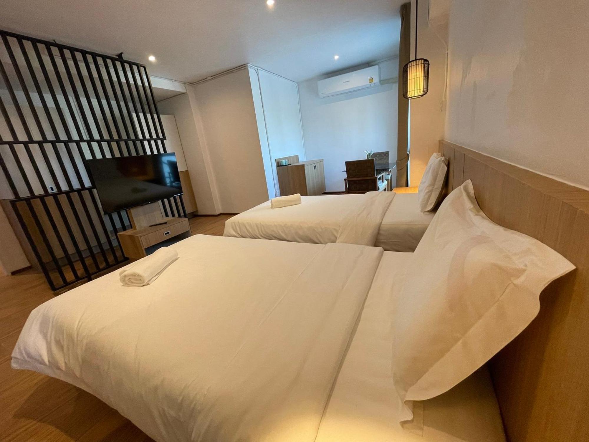 צ'יאנג מאי The Corner มุมม่วน คาเฟ่ แอนด์ โฮสเทล Mummuan Hostel מראה חיצוני תמונה