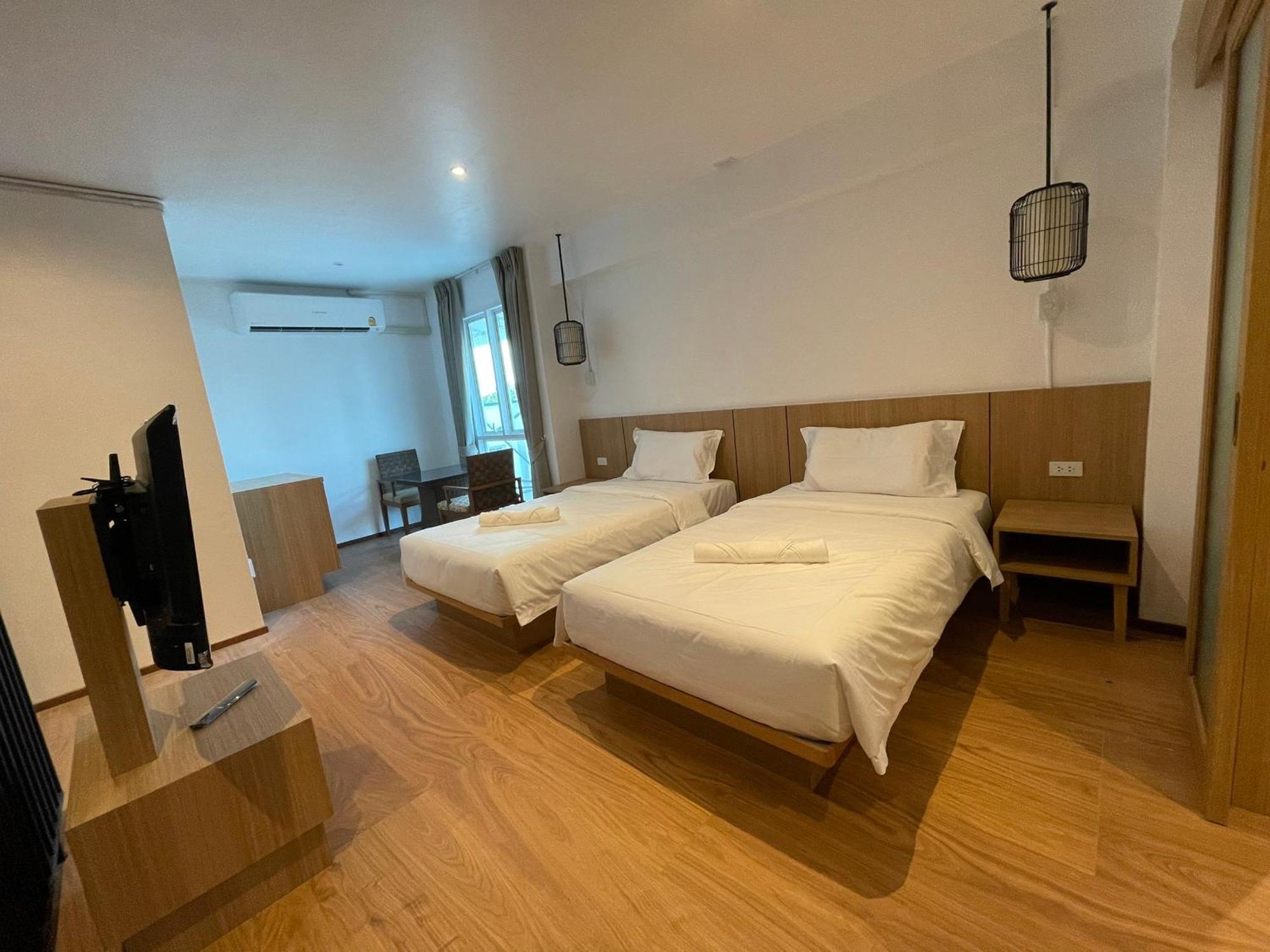 צ'יאנג מאי The Corner มุมม่วน คาเฟ่ แอนด์ โฮสเทล Mummuan Hostel מראה חיצוני תמונה